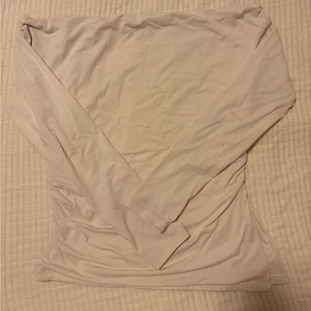 Abercrombie & Fitch white asymmetrical Off-Shoulder Top